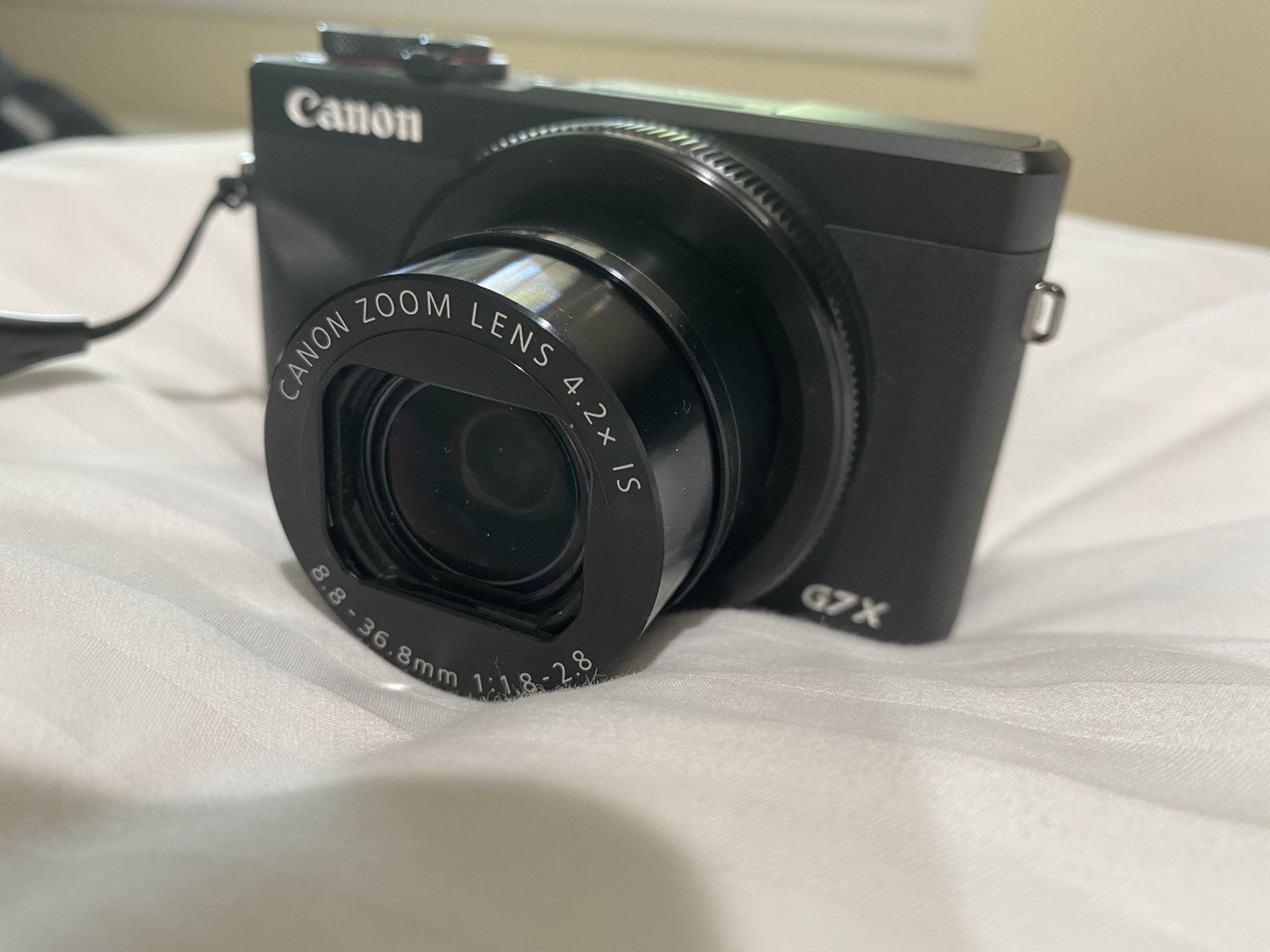 Canon G7X Mark iii