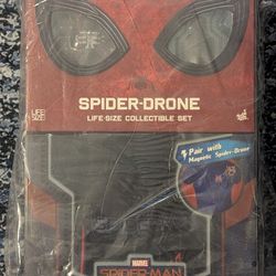 J. Hot Toys Spider-Man: Far from Home 1:1 Spider-Drone and Tee