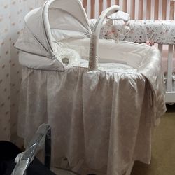 Baby Bassinet  And  Crib With Mattress 