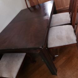 Dining Table With 2 extension With 4 Chairs 