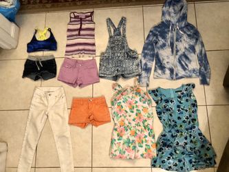 Beautiful Lot of Girl’s Clothes size 7/8