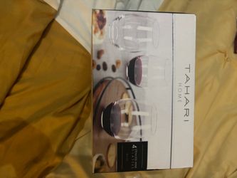 4 wine glasses