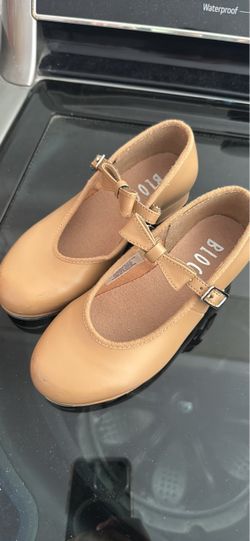 Tap shoes