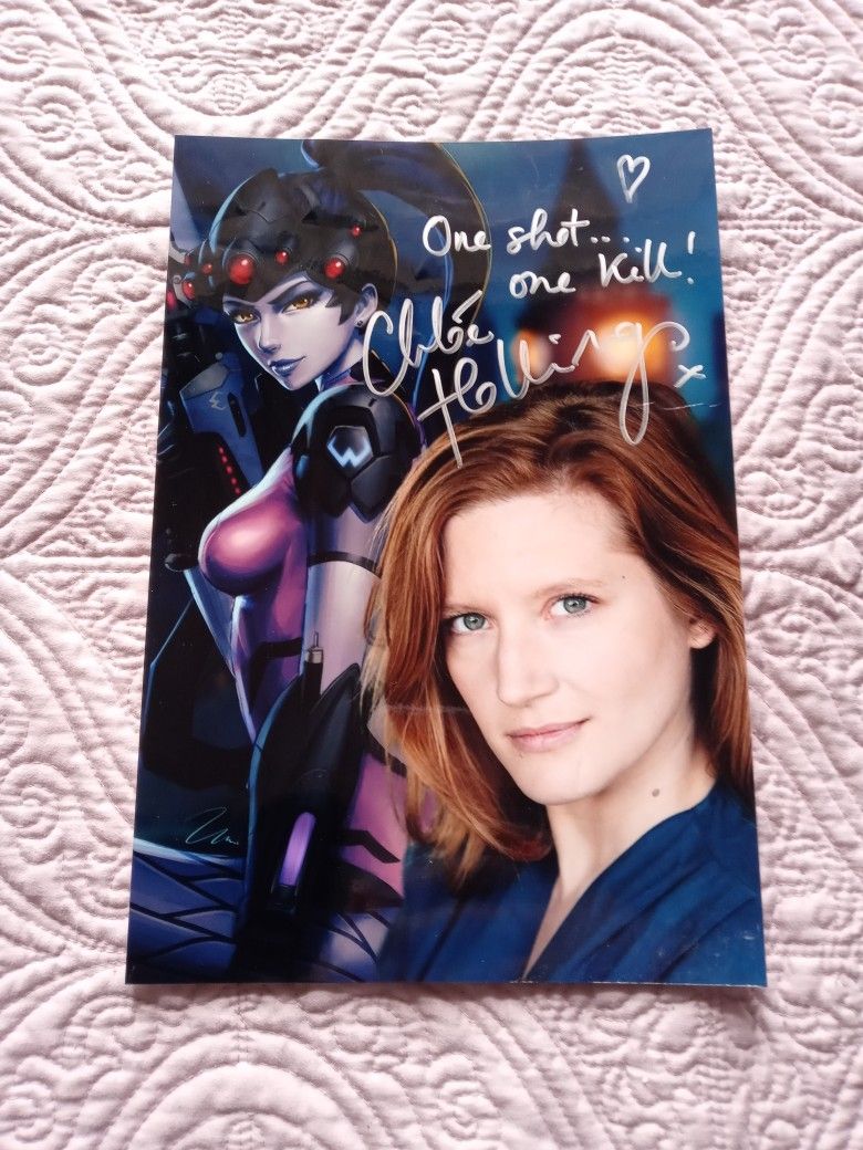 Voice Actress Of Widowmaker From Overwatch Chloé Hollings Autograph Signature Picture Frame
