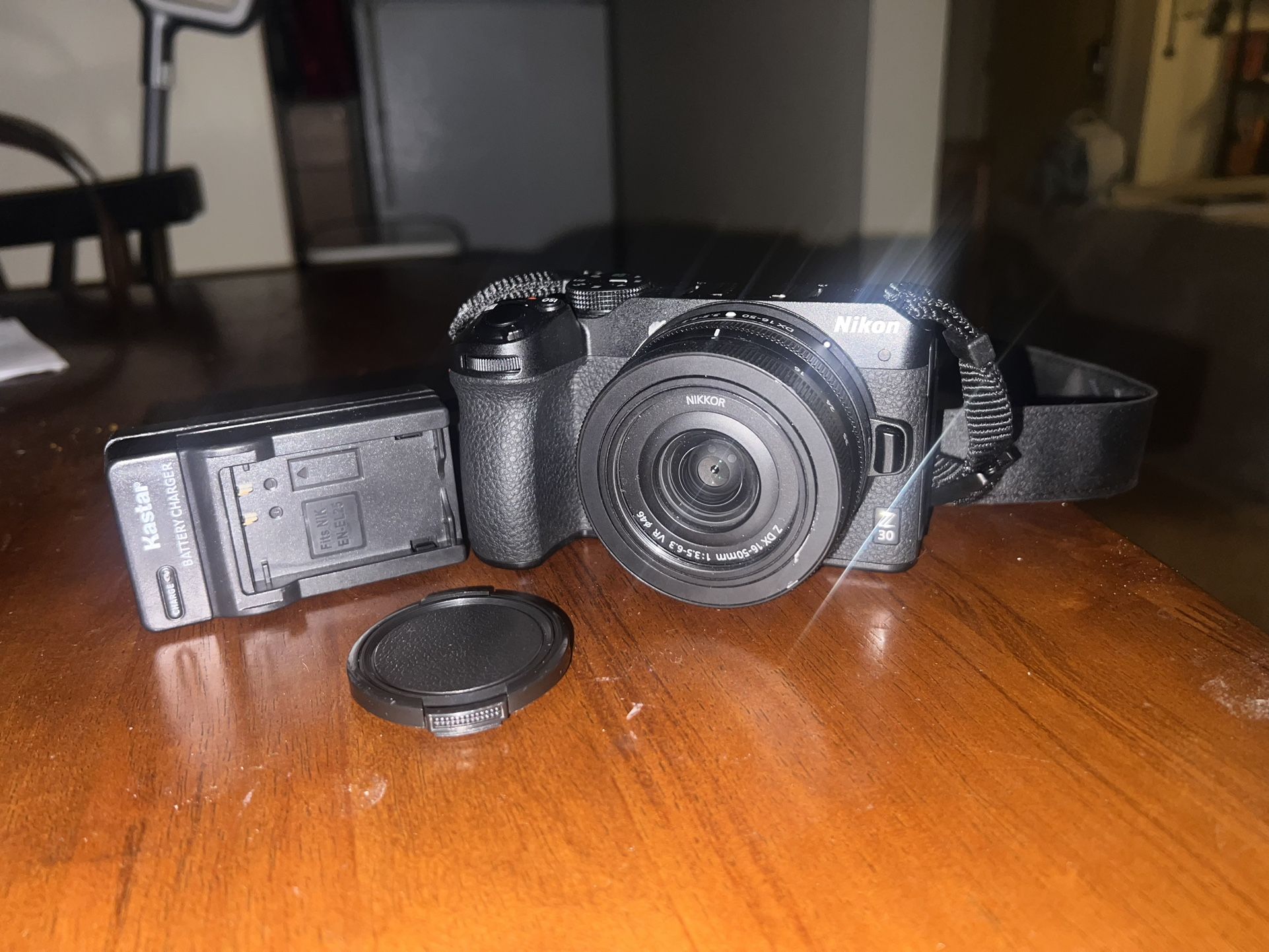 Nikon - Z 30 4K Mirrorless Camera - Like New