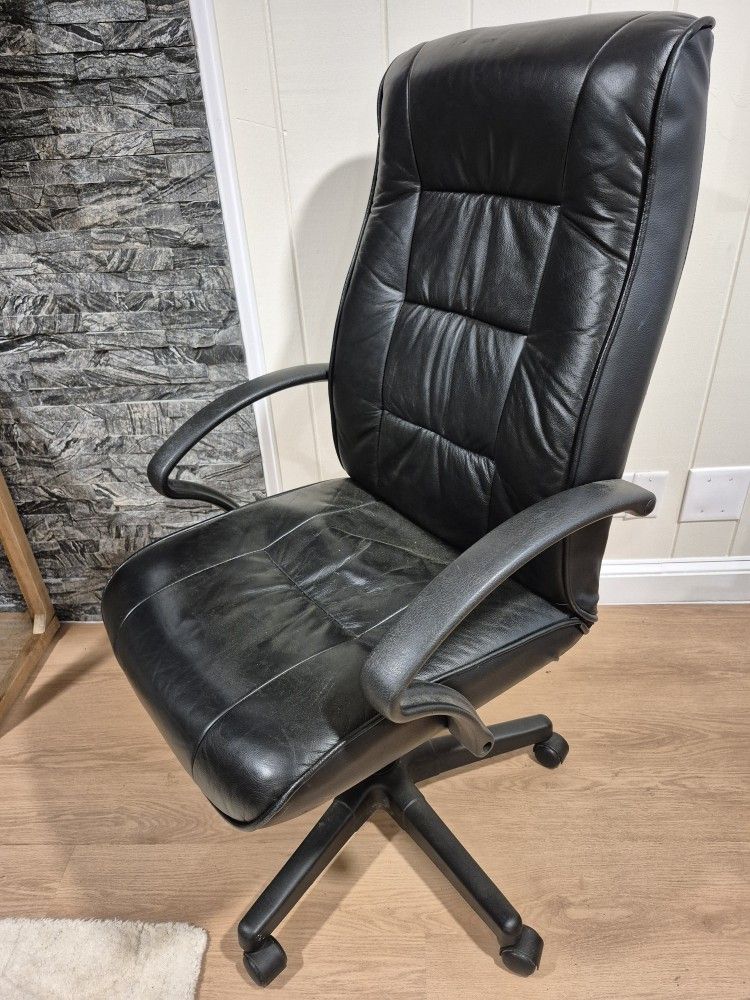 Office Chair, Executive