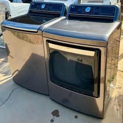 LG Electric Washer And Dryer 