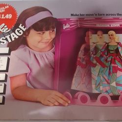 Assemble put together Barbie fashion stage 1970 mattel