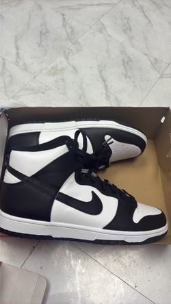Nike hightop black/white dunks