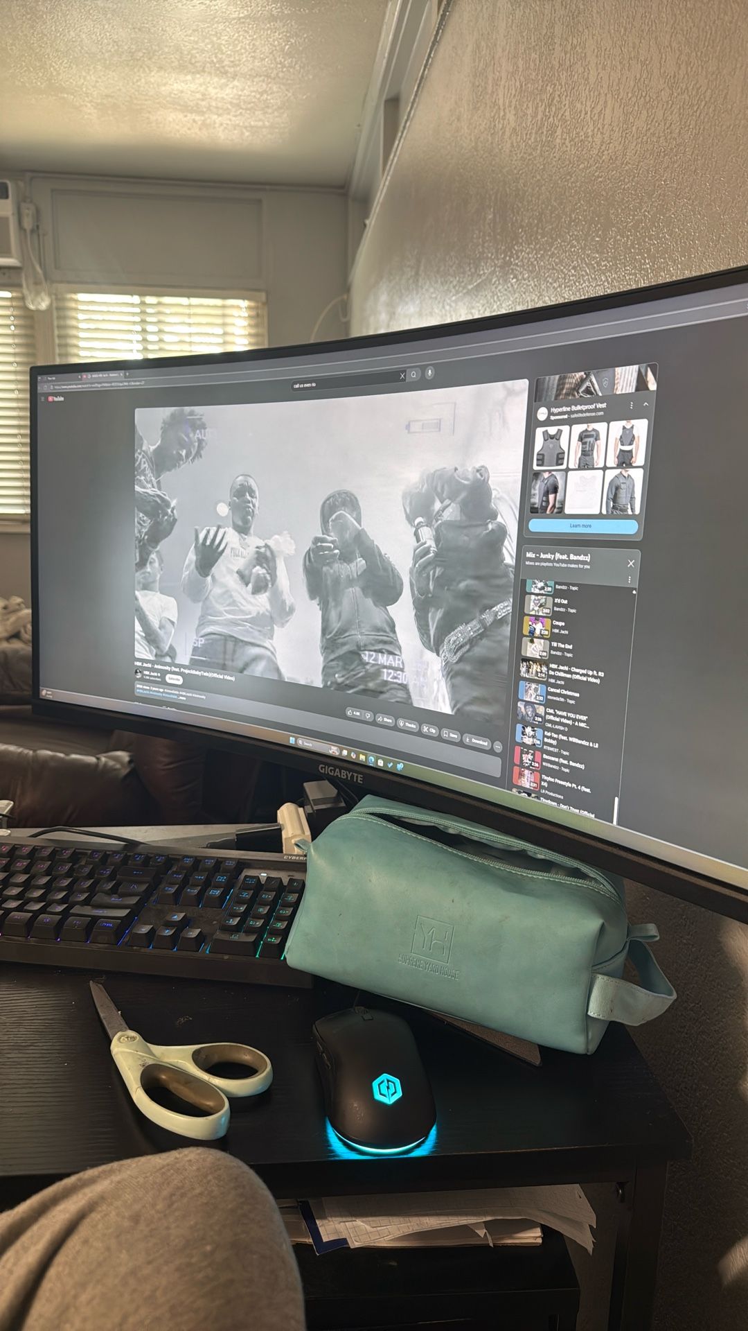 Gigabyte Curved 34’inches