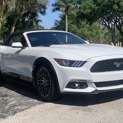 CLEAN TITLE FORD MUSTANG EcoBoost Prem Conv