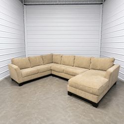 Couch Sectional | Huge Family Sectional | Delivery Available