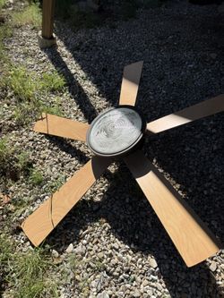 Hunter Ceiling Fan With Lights