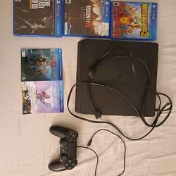 PS4 Standard 1tb With 5 Games And 1 Controller