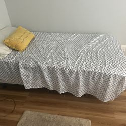 Bed & Frame 