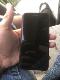 Iphone 8 (red)