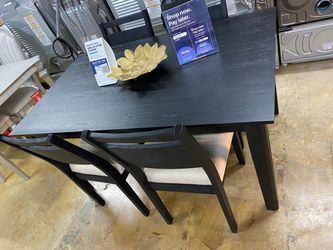 New dining table with 4 chairs extra for delivery same day delivery or can come to pick up