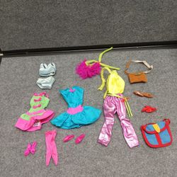 Barbie Clothes Bundle 