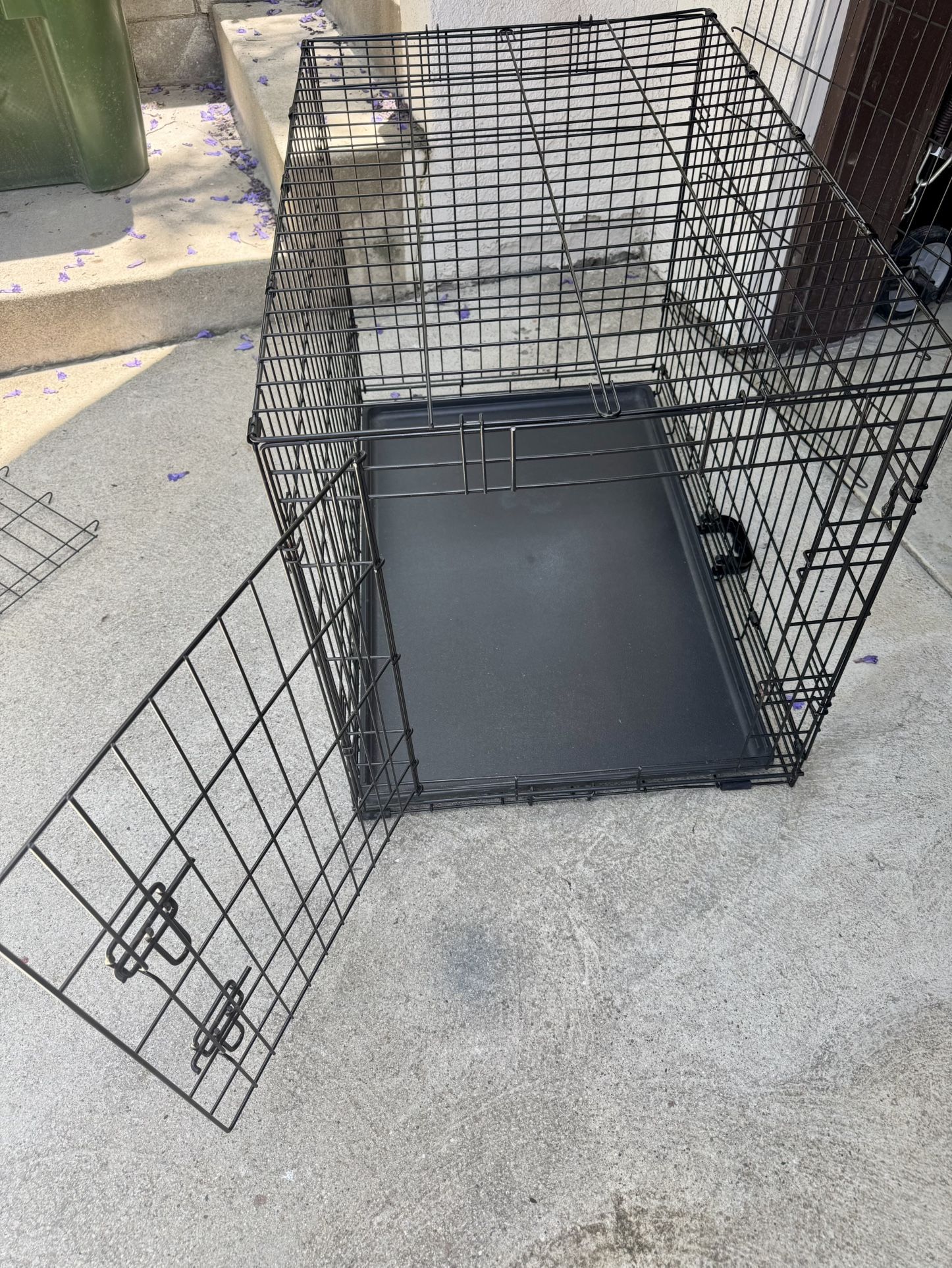 Dog crate