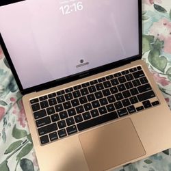 2020 MacBook Air 13-inch Rose gold, Excellent Working Condition