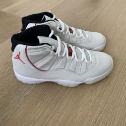 Jordan 11 Retro Platinum Tint - 10M