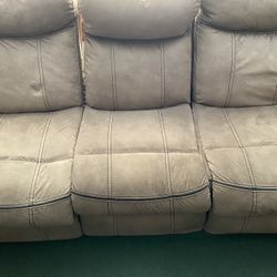 Lane Reclining Sofa & Loveseat 
