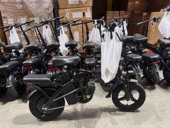 Folding electric bicycle