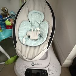 4moms Baby Swing 