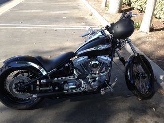 2003 Harley- Davidson softail custom!