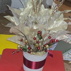 Handmade Christmas ARRANGEMENT 