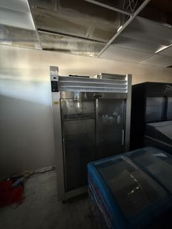 Working Traulsen Fridge