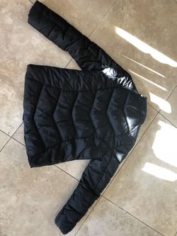 Youth girl size 8/10 black snow jacket like new