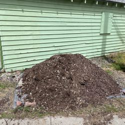 Free: Brown Mulch! There’s Still Some Left!