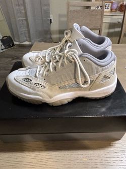 Jordan 11 og low