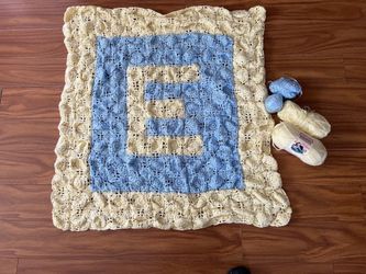 Crochet baby blanket