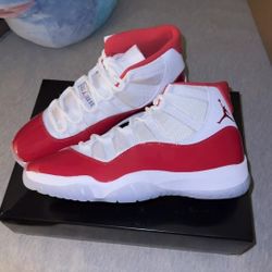 Nike Jordan Retro 11 Cherry 🍒 Size 13