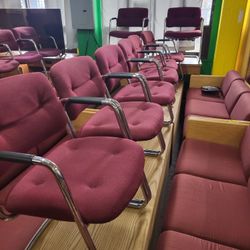 SET OF 14 OFFICE CHAIRS LIKE NEW (HOME19)