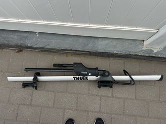 Thule roof mounted bike rack