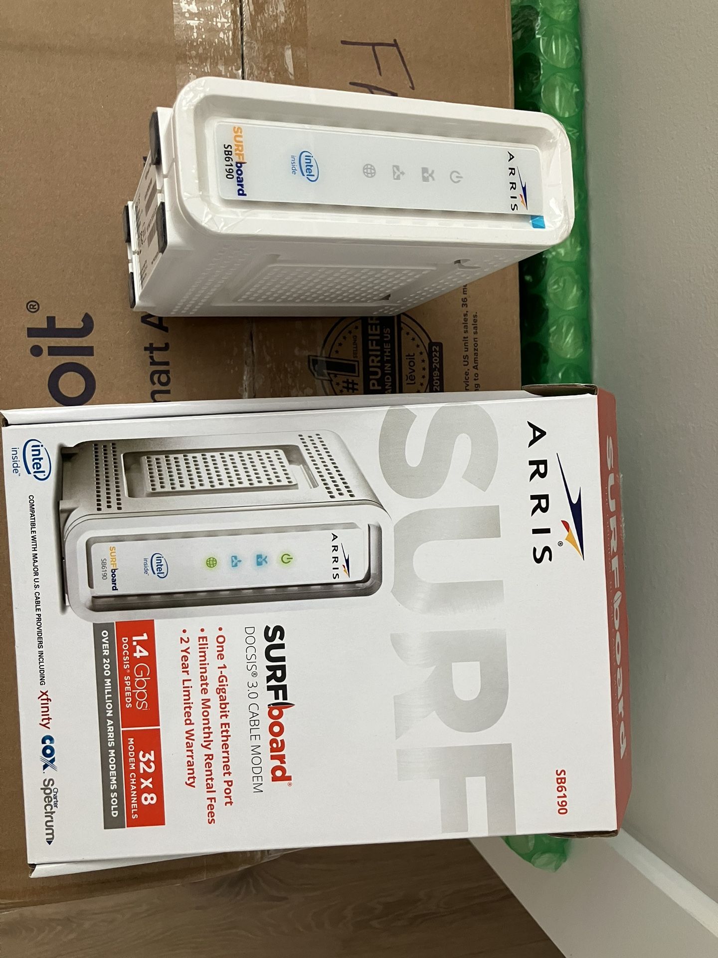 Arris Surfboard SB6190 Cable Modem