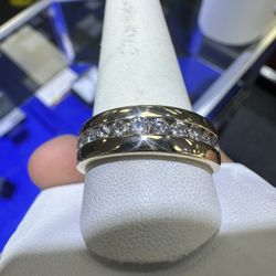 14kt Men’s Band 