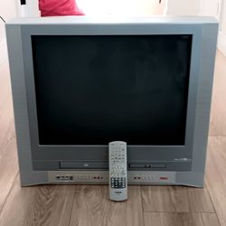24" Toshiba Stereo CRT TV Combo with Remote