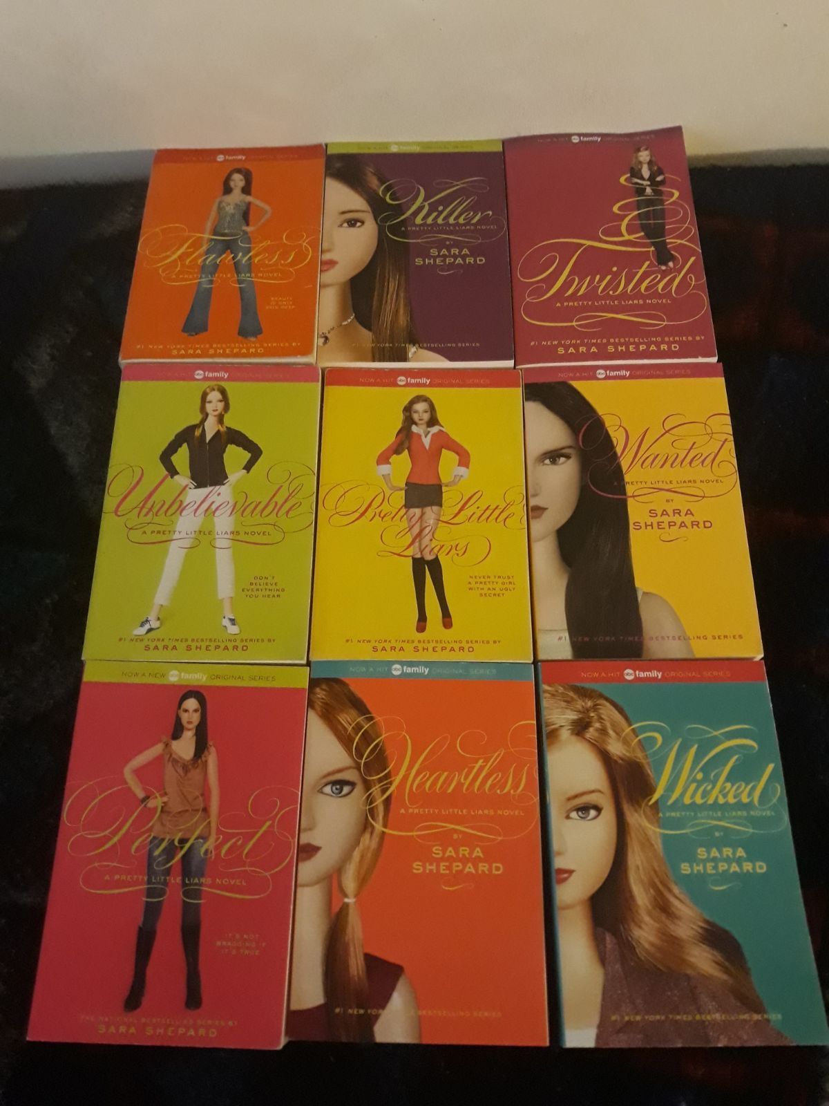 Pretty little liars 9 books set