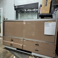 Lighted Glass Showcase