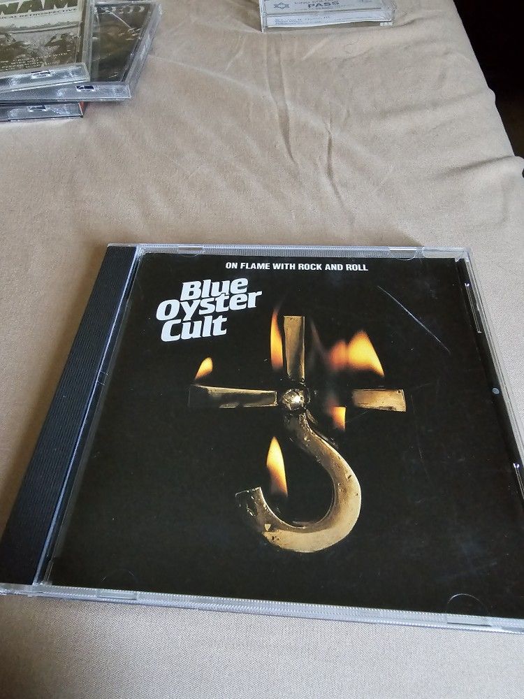 CD Blue Oyser Cult