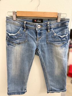 Guess Capris