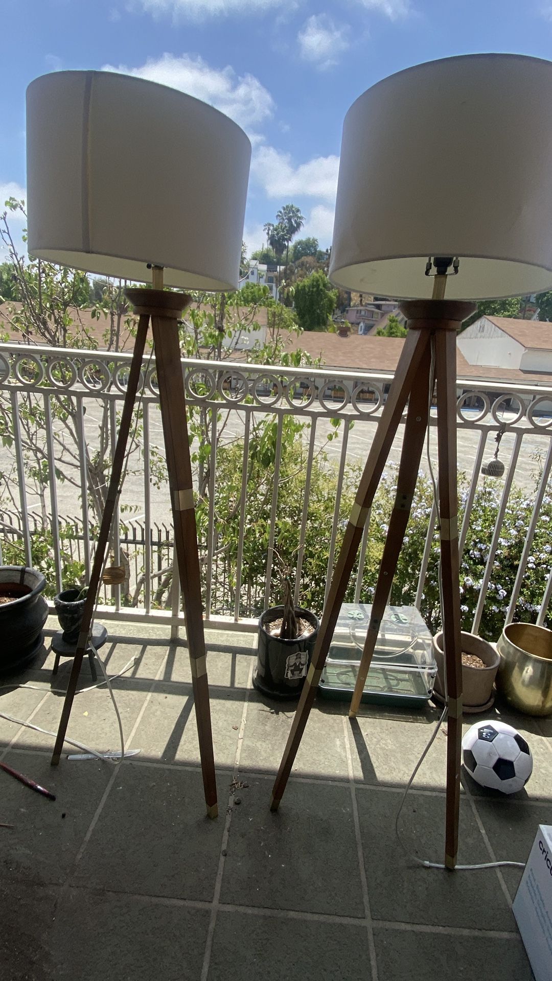Target lamps