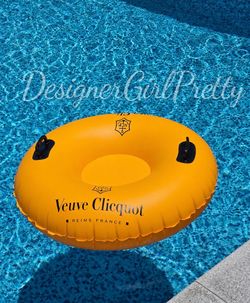 Veuve Clicquot Champagne inflatable Water tub