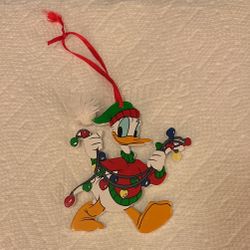 Vintage The Walt Disney Co. Kurt Adler Donald Duck Wooden Christmas Ornament 