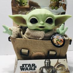 Disney STAR WARS  Mandalorian The Child Grogu Plush Toy Baby Yoda Figure NEW With Messenger Bag