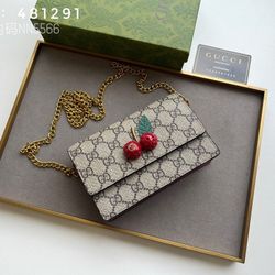 🇭🇺🇭🇺Gucci Garden souvenir ~ Midsummer [Sun] 『Cherry』 series new! 🍒🍒